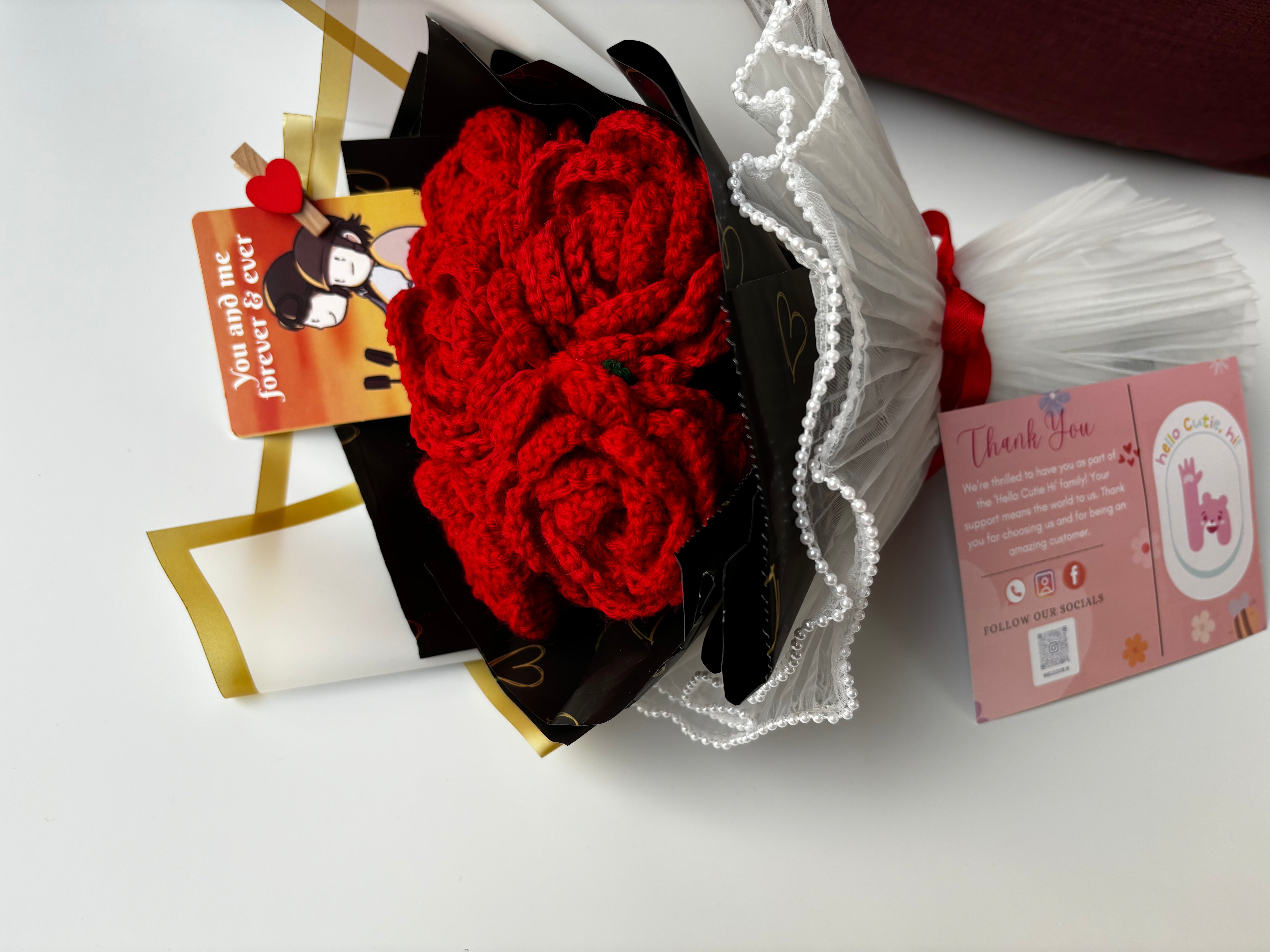 Pearl Wrapped Everlasting Love Crochet Rose Bouquet