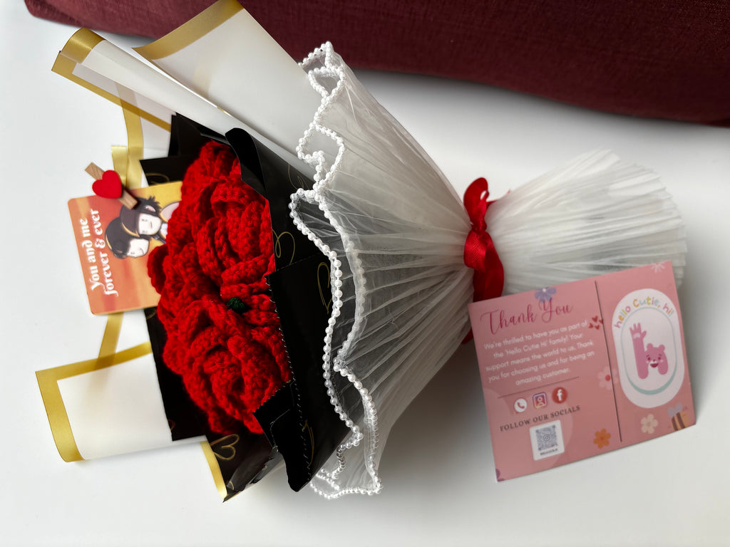 Pearl Wrapped Everlasting Love Crochet Rose Bouquet