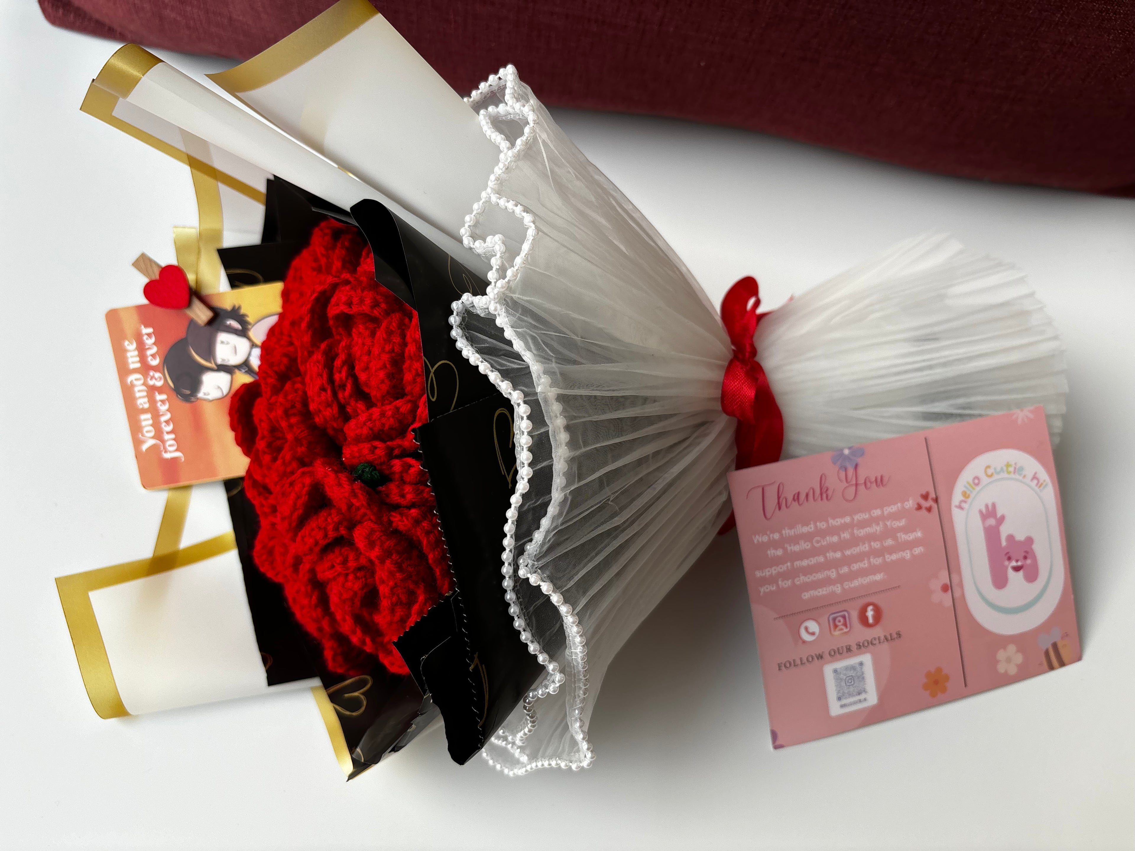Pearl Wrapped Everlasting Love Crochet Rose Bouquet