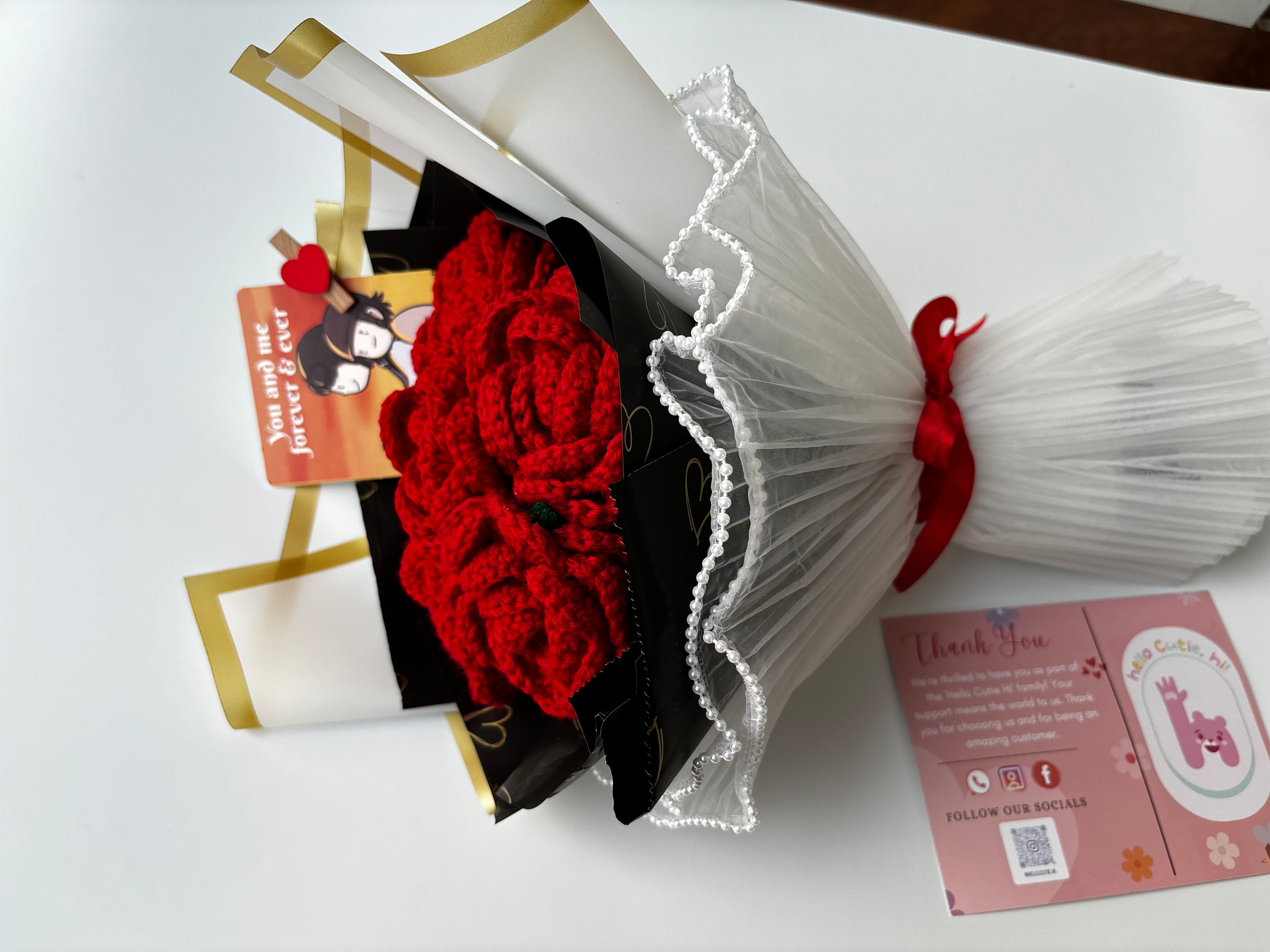 Pearl Wrapped Everlasting Love Crochet Rose Bouquet