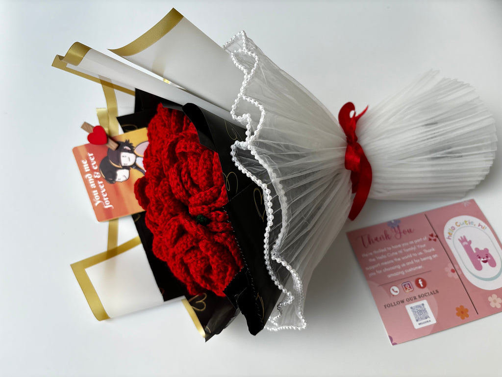 Pearl Wrapped Everlasting Love Crochet Rose Bouquet