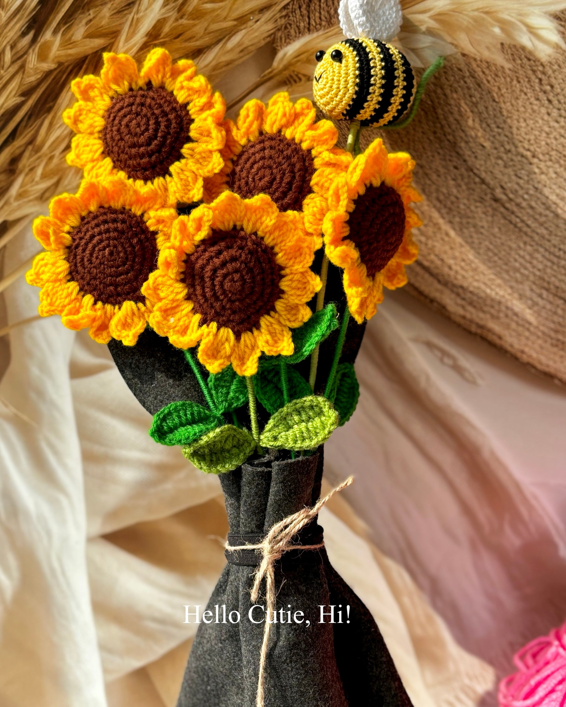 Sunshine Buzz bouquet